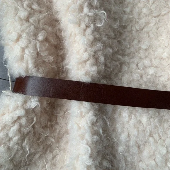 Los Angeles Barcelona ‘ARUM’ Sleeveless Jacket - Picture 12 of 16